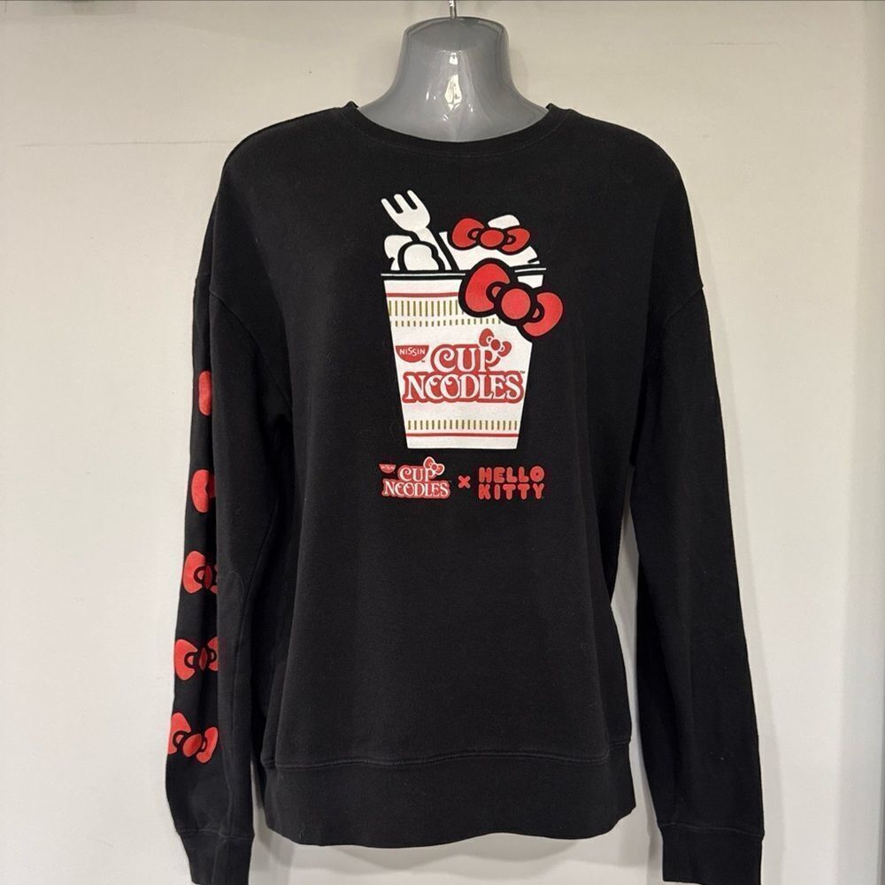 Hello Kitty x Nissin Cup Noodles Sweatshirt Womens Size M Black Crewneck